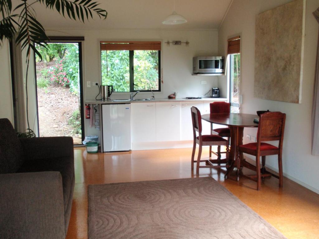Wharepuke Subtropical Accommodation Kerikeri Chambre photo